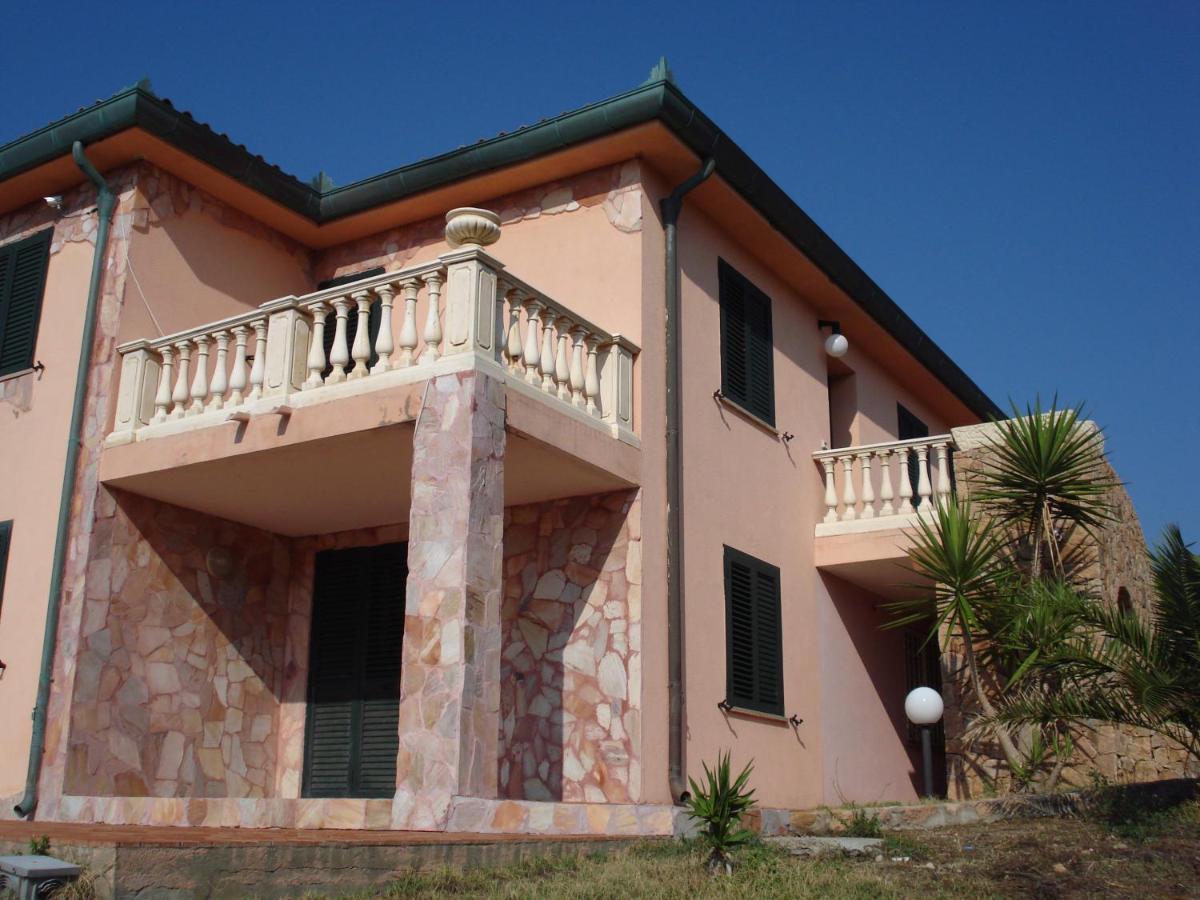 Villa La Ciaccia 瓦雷多利亚 外观 照片